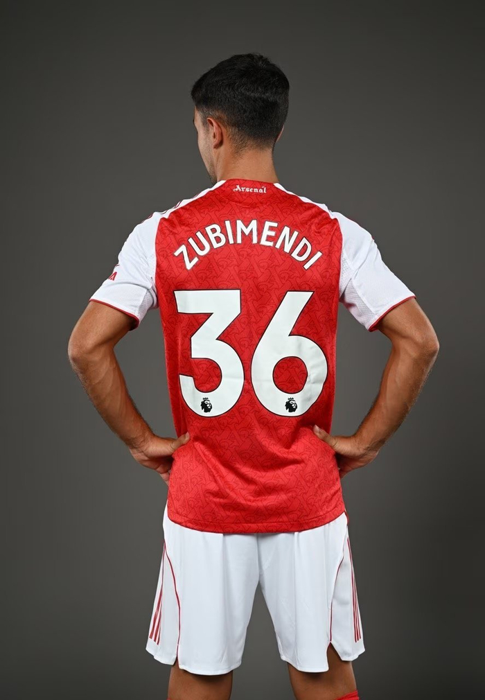 南宫28官网-中超今晨再迎强敌，皇家社会官宣签约，主帅态度：底气十足，临场指挥获称赞-南宫28官网